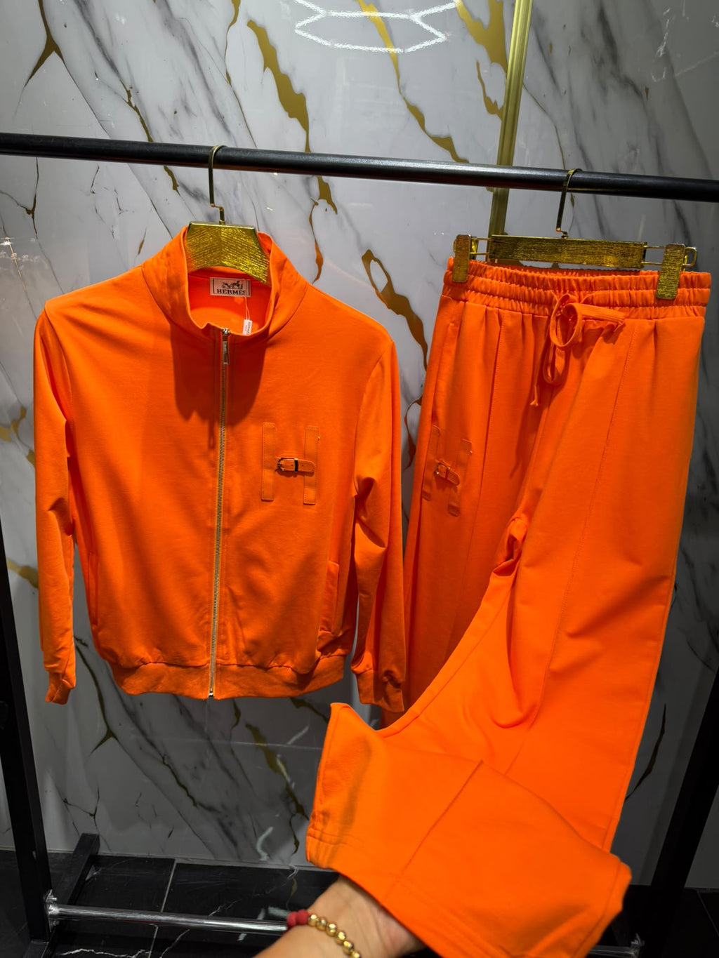 Conjunto Hermès Deportivo – Naranja Intenso