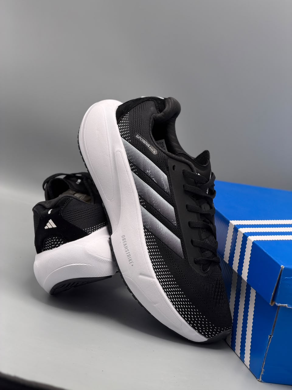 adidas Supernova Rise 3 – Rojo / Negro / Naranja / Negro con Blanco