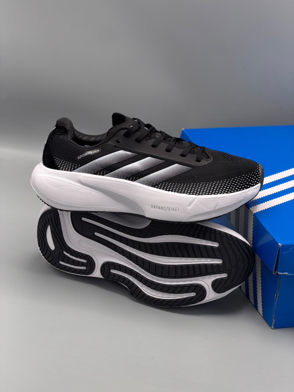 adidas Supernova Rise 3 – Rojo / Negro / Naranja / Negro con Blanco