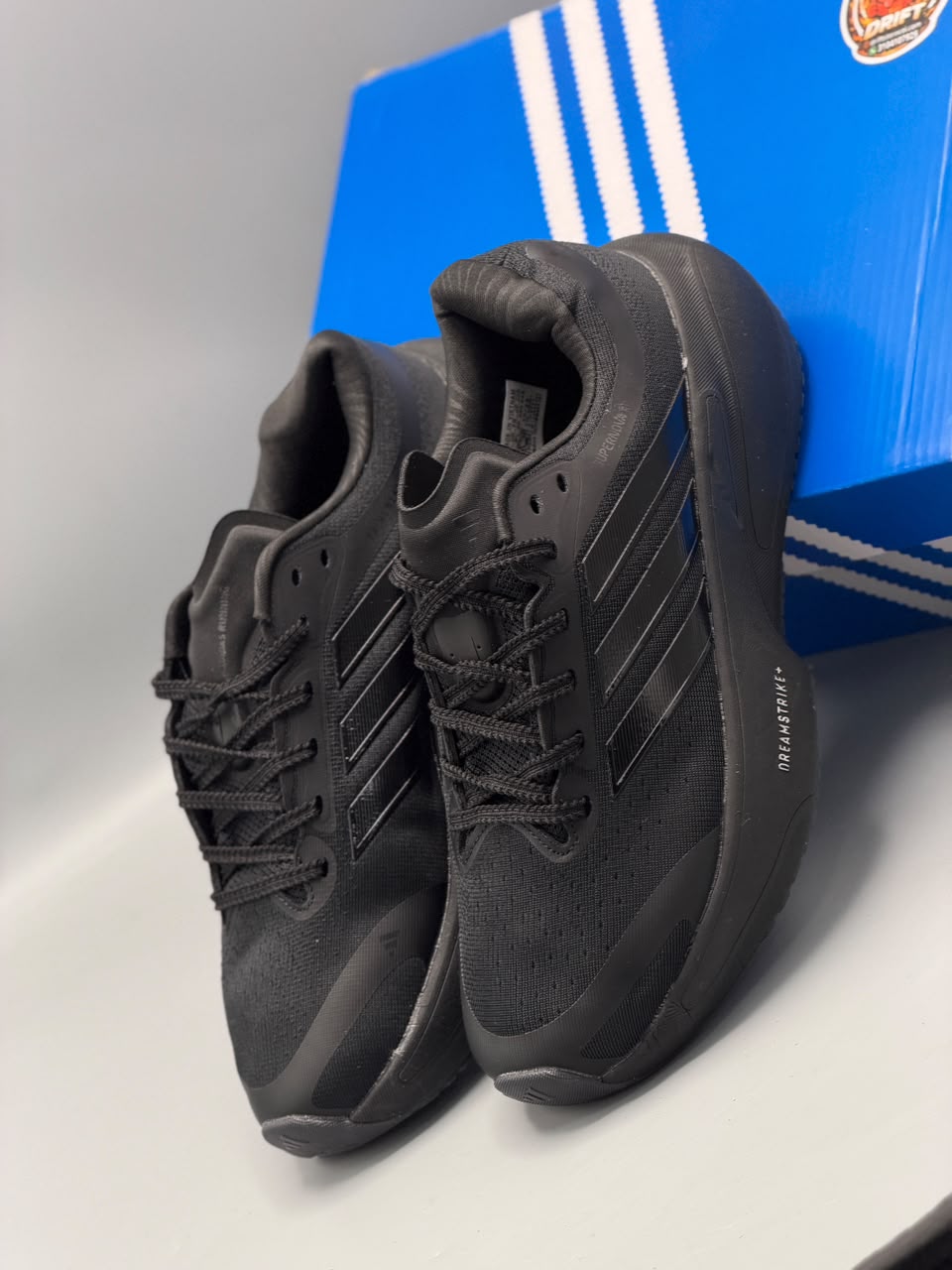 adidas Supernova Rise 3 – Rojo / Negro / Naranja / Negro con Blanco