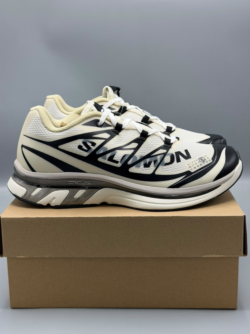 MM6 Maison Margiela x Salomon ACS Pro – Blanco, Negro y Plateado | Calidad G5
