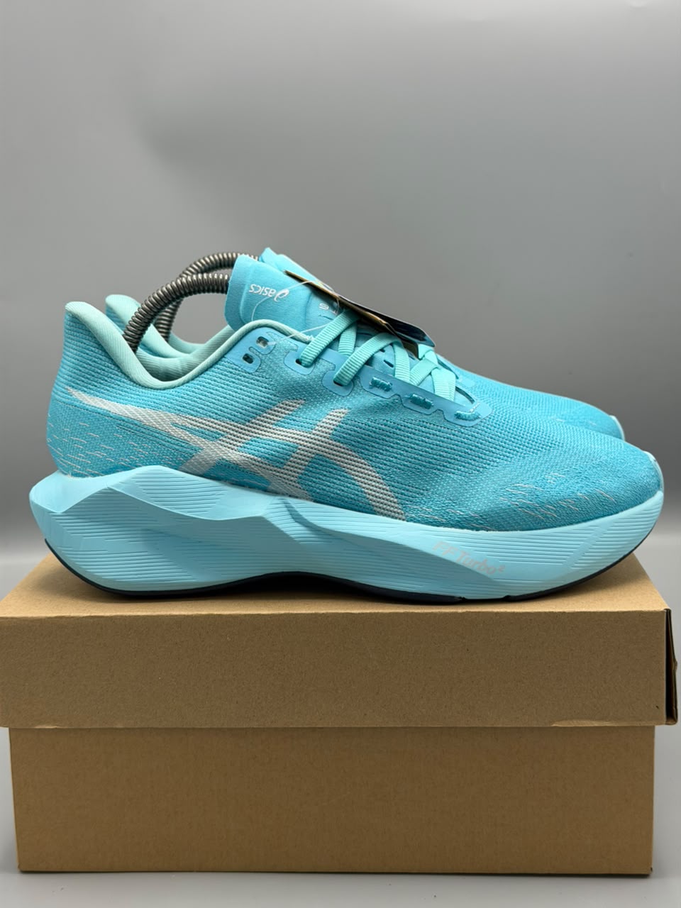 ASICS MEGABLAST – Turquesa / Energy Aqua