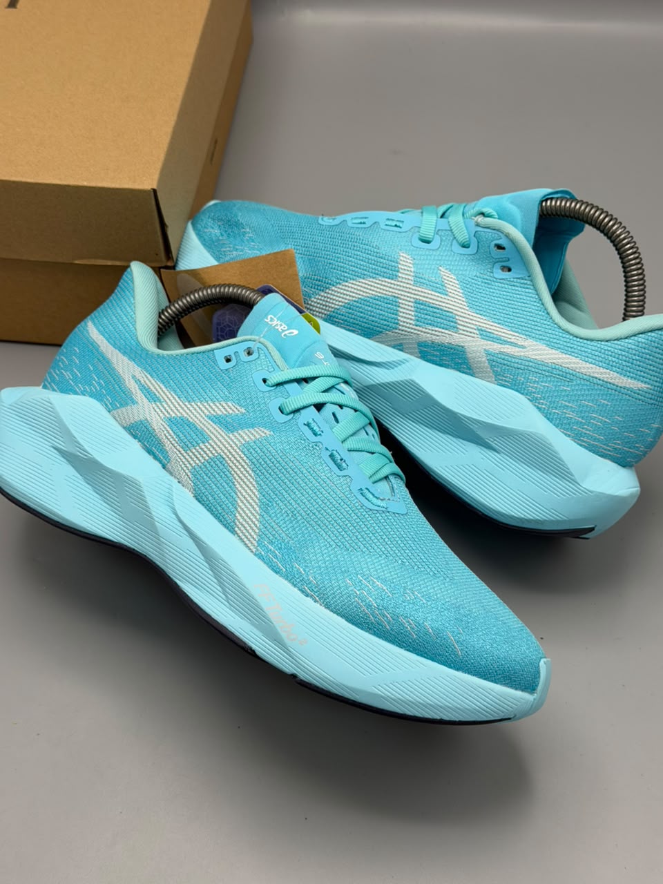 ASICS MEGABLAST – Turquesa / Energy Aqua