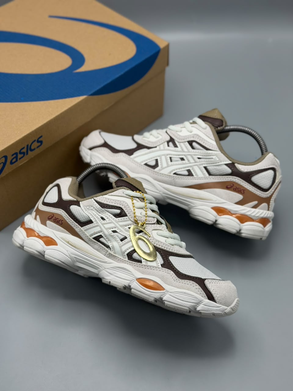 ASICS Gel-NYC – Blanco, Cafe y Camel