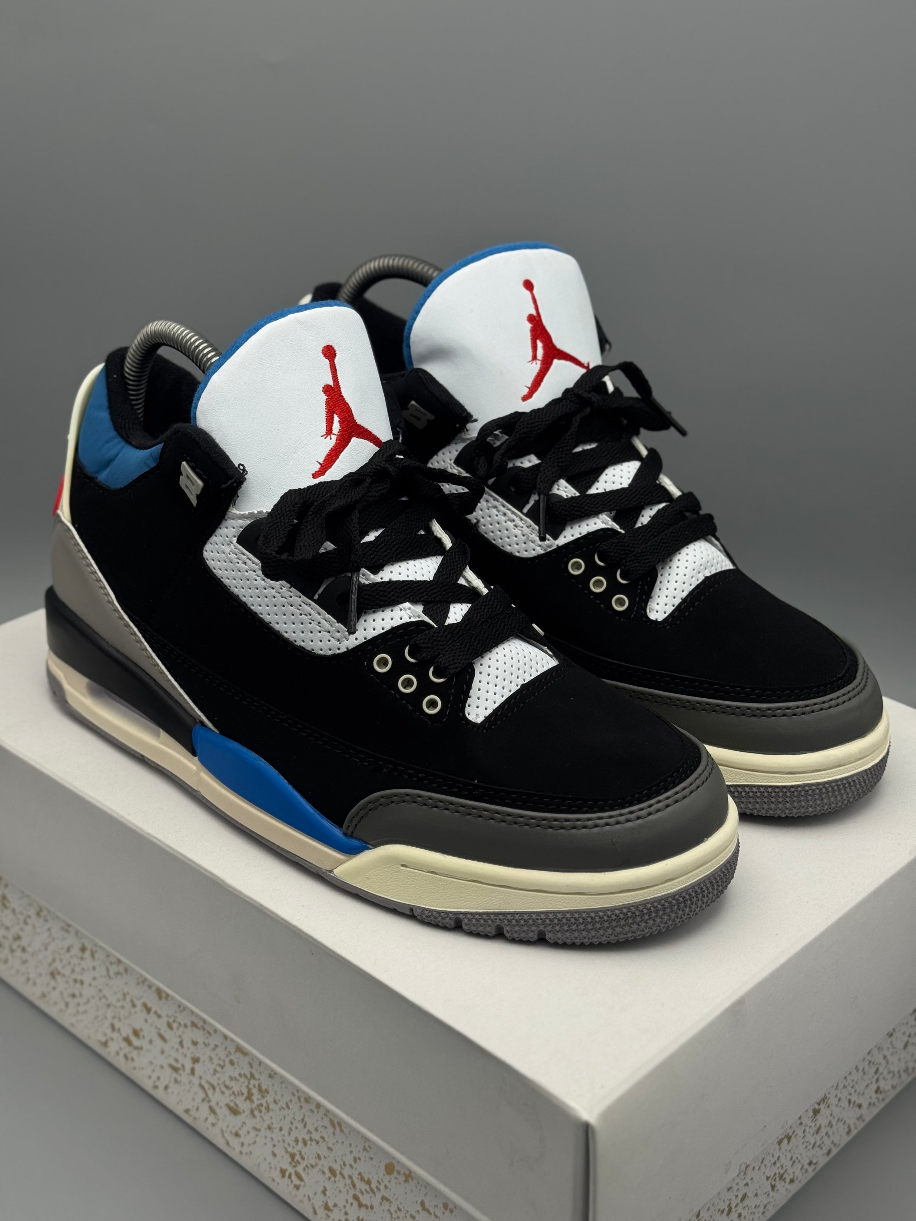 Air Jordan 3 Retro