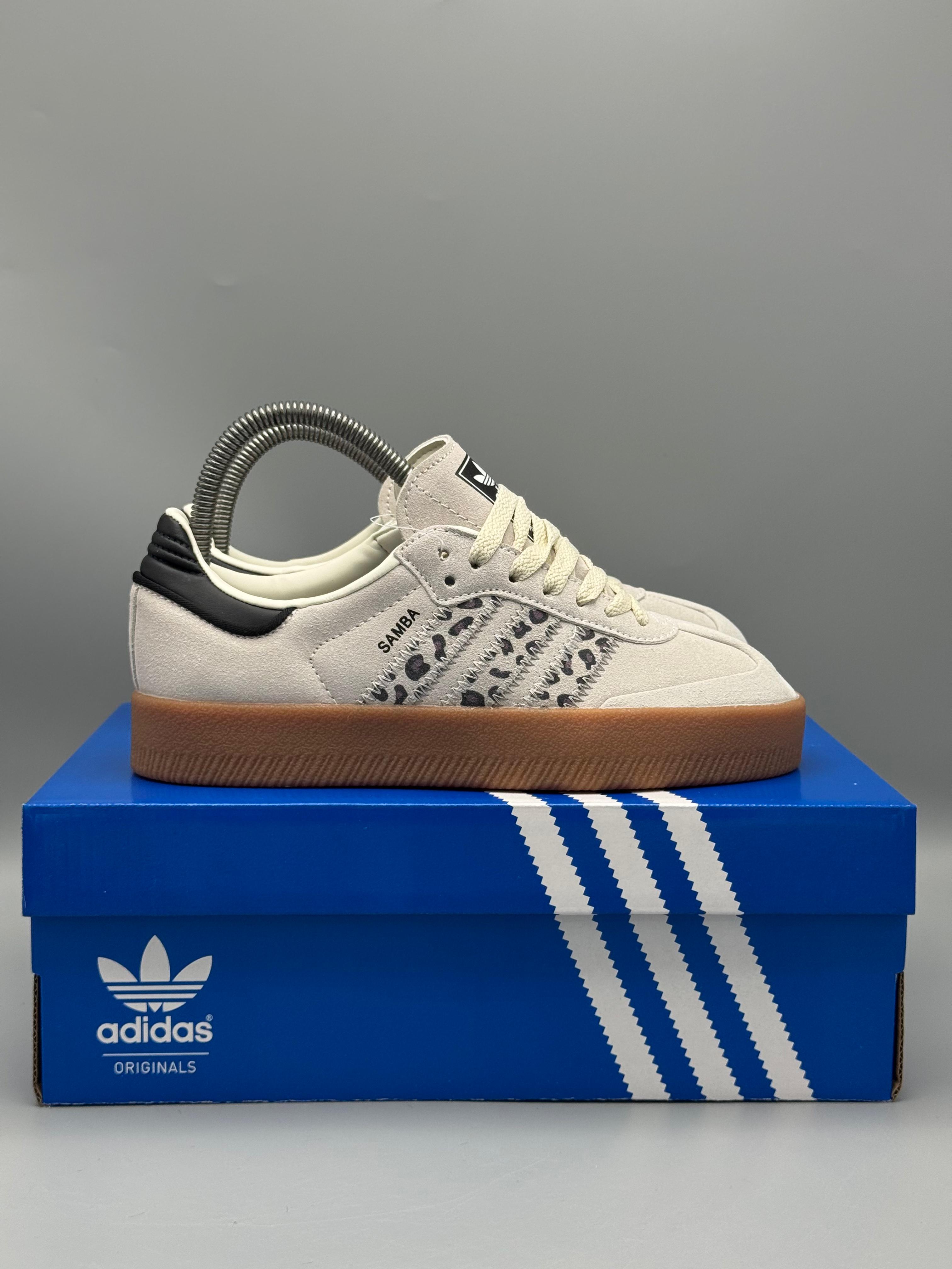Adidas Samba